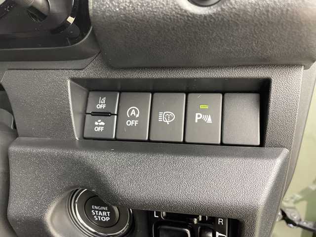 スズキ ジムニー シエラ JC 鹿児島県 2025(令7)年 0.4万km ジャングルグリーン ワンオーナー/社外ディスプレイオーディオ/バックカメラ/前後ドライブレコーダー/衝突軽減ブレーキ/車線逸脱警報/ヒルディセントコントロール/クルーズコントロール/ＥＴＣ/シートヒーター/スマートキー/純正フロアマット/保証書/取扱説明書