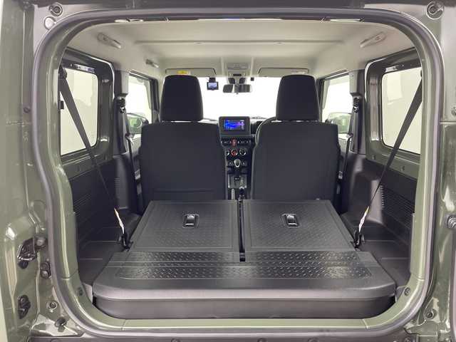 スズキ ジムニー シエラ JC 鹿児島県 2025(令7)年 0.4万km ジャングルグリーン ワンオーナー/社外ディスプレイオーディオ/バックカメラ/前後ドライブレコーダー/衝突軽減ブレーキ/車線逸脱警報/ヒルディセントコントロール/クルーズコントロール/ＥＴＣ/シートヒーター/スマートキー/純正フロアマット/保証書/取扱説明書