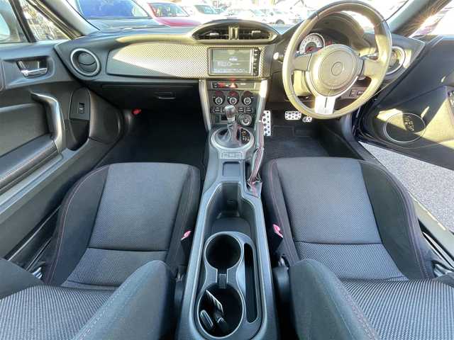トヨタ ８６ GT 愛知県 2015(平27)年 4.9万km ギャラクシーブルーシリカ モデリスタフルエアロ/トヨタ純正7インチSDナビ【NSCP-W64】/（AM/FM/CD/DVD/BT/SD/AUX/ワンセグ）/ETC/フロントフォグライト/パドルシフト/バックカメラ/スペアキー/純正17インチアルミホイール/純正フロアマット/VSC SPORT/社外マフラー/社外シーケンシャルウィンカー/保証書