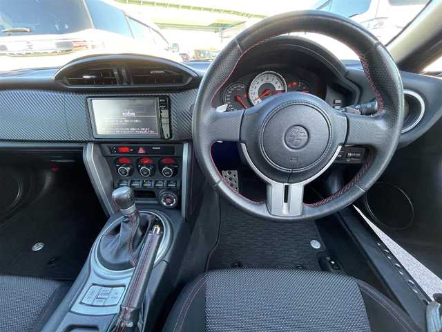 トヨタ ８６ GT 愛知県 2015(平27)年 4.9万km ギャラクシーブルーシリカ モデリスタフルエアロ/トヨタ純正7インチSDナビ【NSCP-W64】/（AM/FM/CD/DVD/BT/SD/AUX/ワンセグ）/ETC/フロントフォグライト/パドルシフト/バックカメラ/スペアキー/純正17インチアルミホイール/純正フロアマット/VSC SPORT/社外マフラー/社外シーケンシャルウィンカー/保証書