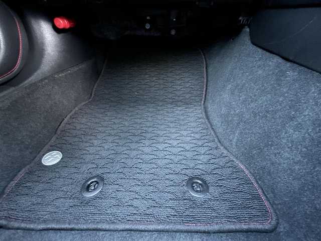 トヨタ ８６ GT 愛知県 2015(平27)年 4.9万km ギャラクシーブルーシリカ モデリスタフルエアロ/トヨタ純正7インチSDナビ【NSCP-W64】/（AM/FM/CD/DVD/BT/SD/AUX/ワンセグ）/ETC/フロントフォグライト/パドルシフト/バックカメラ/スペアキー/純正17インチアルミホイール/純正フロアマット/VSC SPORT/社外マフラー/社外シーケンシャルウィンカー/保証書