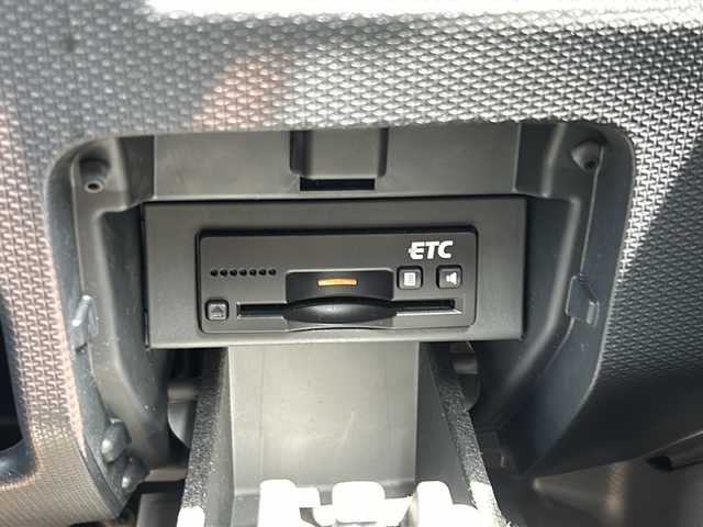 スズキ ソリオ バンディット 静岡県 2012(平24)年 9.7万km クラッシーレッドパール 社外ナビ  /（Bluetooth／CD／DVD／フルセグTV）  /両側電動スライドドア  /ビルトインETC  /LEDヘッドライト  /オートライト  /盗難防止装置 /社外アルミホイール  /社外フロアマット/パワーステアリング /パワーウィンドウ  /プッシュスタート  /スマートキー