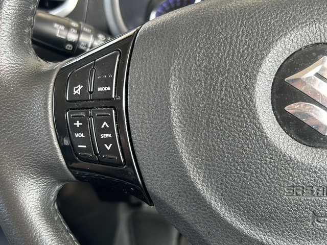 スズキ ソリオ バンディット 静岡県 2012(平24)年 9.7万km クラッシーレッドパール 社外ナビ  /（Bluetooth／CD／DVD／フルセグTV）  /両側電動スライドドア  /ビルトインETC  /LEDヘッドライト  /オートライト  /盗難防止装置 /社外アルミホイール  /社外フロアマット/パワーステアリング /パワーウィンドウ  /プッシュスタート  /スマートキー