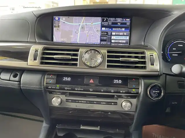 レクサス ＬＳ 600hL エグゼクティブP 和歌山県 2013(平25)年 15.6万km ブラック マークレビンソン/モデリスタエアロ/モデリスタマフラー/サンルーフ/純正メーカーナビ・フルセグTV・CD・DVD/　Bluetooth/バックカメラ/後席フリップダウンモニター/ナイトビュー/ステアリングヒーター/全席シートヒーター/全席シートクーラー/全席パワーシート/電動リア・リアサイドサンシェード/左リア電動オットマン付シート/リアマッサージ機能付シート/パワートランク/ビルトインETC/電子パーキング/レーダークルーズコントロール/LKA/BSM/プッシュスタート/スマートキー/オートライト