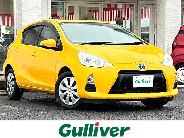 トヨタ アクア S 千葉県 2014(平26)年 3.9万km イエロー ナビＮＳＰＣ－Ｗ６４　バックカメラ　シートヒーター　ＥＴＣ　ＢＴ　ナノイー　プッシュスタート　スマートキー　フロアマット　ドアバイザー 横滑り防止 オートライト リアプライバシーガラス