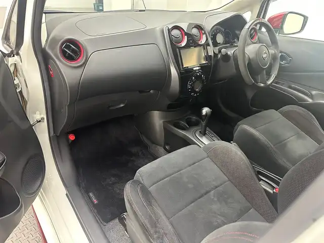 日産 ノート ニスモ 兵庫県 2015(平27)年 3.5万km ナイトベールパープル 社外メモリナビ(Bluetooth/フルセグ)/バックカメラ/LEDヘッドライト/アイドリングストップ/純正16インチアルミホイール/純正フロアマット/前後ドライブレコーダー/ドアバイザー/ETC/オートライト