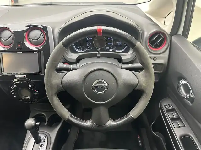 日産 ノート ニスモ 兵庫県 2015(平27)年 3.5万km ナイトベールパープル 社外メモリナビ(Bluetooth/フルセグ)/バックカメラ/LEDヘッドライト/アイドリングストップ/純正16インチアルミホイール/純正フロアマット/前後ドライブレコーダー/ドアバイザー/ETC/オートライト