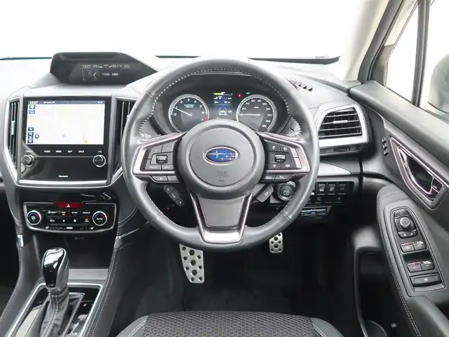 スバル フォレスター ハイブリッド アドバンス 石川県 2020(令2)年 6万km クリスタルホワイトP プリクラッシュ/車線逸脱警報/SI-DRIVE/パドルシフト/ACC/ステアリングヒーター/FRシートヒーター/Fドライブレコーダー/ETC/メモリーハイトリアゲート/運転席メモリー機能付きシート/オートライト/オートワイパー/純正フロアマット/トノカバー/コンソールボックスオプションベロア生地