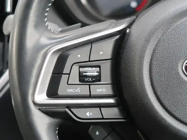 スバル フォレスター ハイブリッド アドバンス 石川県 2020(令2)年 6万km クリスタルホワイトP プリクラッシュ/車線逸脱警報/SI-DRIVE/パドルシフト/ACC/ステアリングヒーター/FRシートヒーター/Fドライブレコーダー/ETC/メモリーハイトリアゲート/運転席メモリー機能付きシート/オートライト/オートワイパー/純正フロアマット/トノカバー/コンソールボックスオプションベロア生地