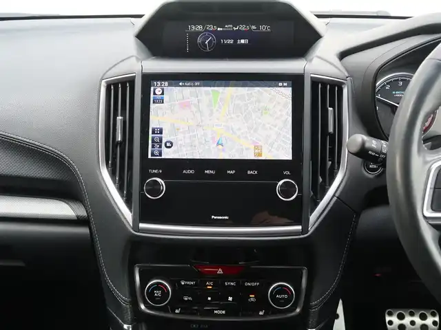 スバル フォレスター ハイブリッド アドバンス 石川県 2020(令2)年 6万km クリスタルホワイトP プリクラッシュ/車線逸脱警報/SI-DRIVE/パドルシフト/ACC/ステアリングヒーター/FRシートヒーター/Fドライブレコーダー/ETC/メモリーハイトリアゲート/運転席メモリー機能付きシート/オートライト/オートワイパー/純正フロアマット/トノカバー/コンソールボックスオプションベロア生地