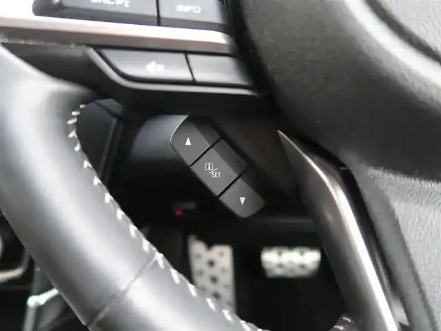 スバル フォレスター ハイブリッド アドバンス 石川県 2020(令2)年 6万km クリスタルホワイトP プリクラッシュ/車線逸脱警報/SI-DRIVE/パドルシフト/ACC/ステアリングヒーター/FRシートヒーター/Fドライブレコーダー/ETC/メモリーハイトリアゲート/運転席メモリー機能付きシート/オートライト/オートワイパー/純正フロアマット/トノカバー/コンソールボックスオプションベロア生地