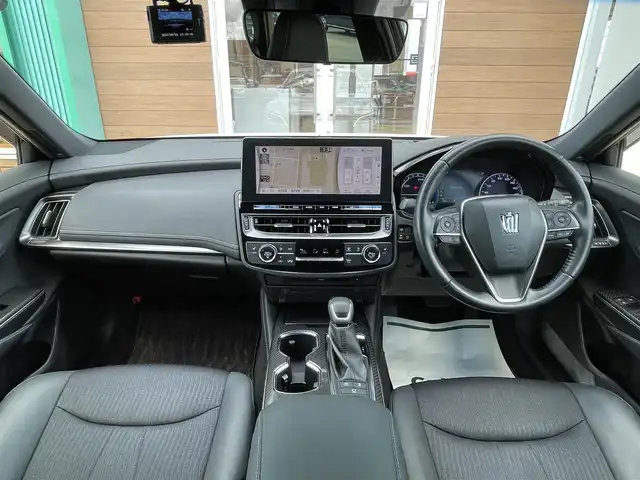 トヨタ クラウン ハイブリッド RS 宮崎県 2021(令3)年 4.5万km プレシャスホワイトパール 純正ナビ/Bluetooth/バックカメラ/全周囲カメラ/ETC/レーダークルーズコントロール/前後ドライブレコーダー/LEDヘッドライト/エアシート/シートヒーター/純正18インチアルミ/レーンディパーチャーアラート/プリクラッシュセーフティ/ブラインドスポットモニター/リヤクロストラフィックアラート