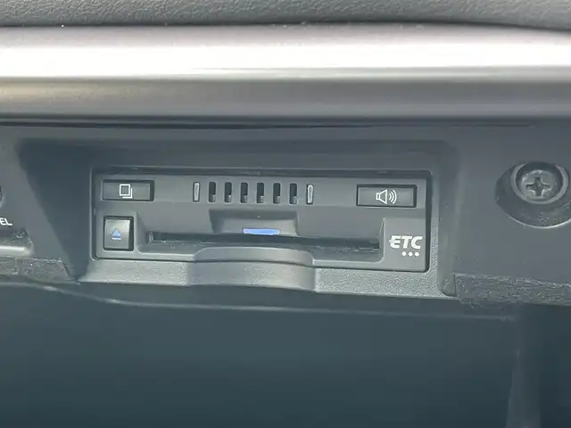 トヨタ クラウン ハイブリッド RS 宮崎県 2021(令3)年 4.5万km プレシャスホワイトパール 純正ナビ/Bluetooth/バックカメラ/全周囲カメラ/ETC/レーダークルーズコントロール/前後ドライブレコーダー/LEDヘッドライト/エアシート/シートヒーター/純正18インチアルミ/レーンディパーチャーアラート/プリクラッシュセーフティ/ブラインドスポットモニター/リヤクロストラフィックアラート
