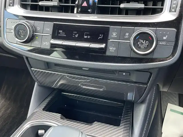 トヨタ クラウン ハイブリッド RS 宮崎県 2021(令3)年 4.5万km プレシャスホワイトパール 純正ナビ/Bluetooth/バックカメラ/全周囲カメラ/ETC/レーダークルーズコントロール/前後ドライブレコーダー/LEDヘッドライト/エアシート/シートヒーター/純正18インチアルミ/レーンディパーチャーアラート/プリクラッシュセーフティ/ブラインドスポットモニター/リヤクロストラフィックアラート
