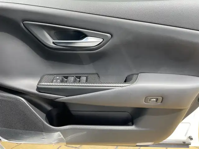 トヨタ クラウン ハイブリッド RS 宮崎県 2021(令3)年 4.5万km プレシャスホワイトパール 純正ナビ/Bluetooth/バックカメラ/全周囲カメラ/ETC/レーダークルーズコントロール/前後ドライブレコーダー/LEDヘッドライト/エアシート/シートヒーター/純正18インチアルミ/レーンディパーチャーアラート/プリクラッシュセーフティ/ブラインドスポットモニター/リヤクロストラフィックアラート