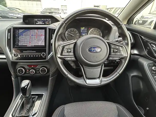 スバル インプレッサ ＸＶ 2．0i－L アイサイト 鳥取県 2018(平30)年 5.1万km クリスタルホワイトP 純正ナビ/フルセグ/DVD/CD/BT/USB/（DAIATONEナビ）/バックカメラ・ETC2.0/前方ドライブレコーダー/アイサイト/レーダークルーズコントロール/レーンキープアシスト/LEDヘッドライト/フォグライト/プッシュエンジンスタート/アイドリングストップ/電動パーキングブレーキ/フロアマット/ドアバイザー/取扱説明書/スペアキー
