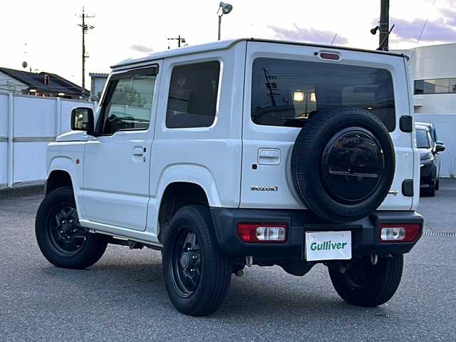 スズキ ジムニー XL 愛知県 2018(平30)年 4.9万km スペリアホワイト /4WD//社外メモリナビ(MDV-Z905W)//社外フルセグTV//AM/FM/CD/DVD/BT/iPod/USB/SD/HDMI//バックカメラ//ETC//社外メーター/社外サウンド(FOCAL)//前後ドライブレコーダー//ヒルディセントコントロール//横滑り防止装置//リヤデフォッガー//光軸調整ダイヤル//電格ミラー//純正ハロゲンライト//フロントフォグランプ//純正16インチアルミホイール//ドアバイザー//シートヒーター(D/N)//背面タイヤ//スマートキー//スペアキー1本//ダブル/サイドエアバッグ//イモビライザー//衝突安全ボディー//取扱説明書//ナビ説明書//保証書