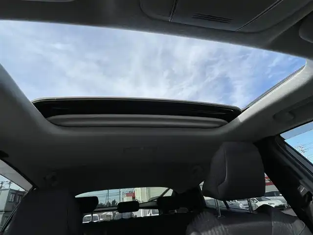 トヨタ プリウス A 岡山県 2016(平28)年 7.8万km アティチュードブラックマイカ 登録時走行距離77325km/ムーンルーフ/モデリスタフルエアロ/純正9インチナビ/フルセグTV(AM/FM/CD/DVD/Bluetooth)/バックカメラ/ビルトインETC/ヘッドアップディスプレイ/トヨタセーフティセンス/・ブラインドスポットモニター/・レーダークルーズコントロール/・アドバンストパーク/・プリクラッシュセーフティ/・オートマチックハイビーム/・レーントレーシングアシスト/純正フロアマット/15インチ純正AW/プッシュスタート/スマートキー×2