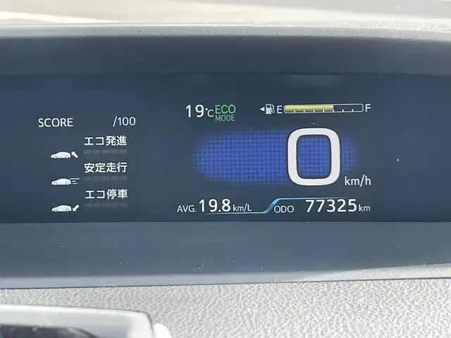 トヨタ プリウス A 岡山県 2016(平28)年 7.8万km アティチュードブラックマイカ 登録時走行距離77325km/ムーンルーフ/モデリスタフルエアロ/純正9インチナビ/フルセグTV(AM/FM/CD/DVD/Bluetooth)/バックカメラ/ビルトインETC/ヘッドアップディスプレイ/トヨタセーフティセンス/・ブラインドスポットモニター/・レーダークルーズコントロール/・アドバンストパーク/・プリクラッシュセーフティ/・オートマチックハイビーム/・レーントレーシングアシスト/純正フロアマット/15インチ純正AW/プッシュスタート/スマートキー×2