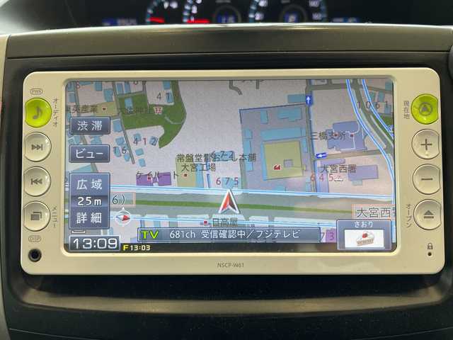 トヨタ ノア X スマートエディション 埼玉県 2011(平23)年 10万km ホワイトパールクリスタルシャイン 純正ナビ/　　CD/ワンセグTV/バックカメラ/両側パワースライドドア/HIDオートライト/ステアリングスイッチ/プッシュスタート/ETC/禁煙車