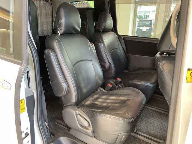 トヨタ ノア X スマートエディション 埼玉県 2011(平23)年 10万km ホワイトパールクリスタルシャイン 純正ナビ/　　CD/ワンセグTV/バックカメラ/両側パワースライドドア/HIDオートライト/ステアリングスイッチ/プッシュスタート/ETC/禁煙車