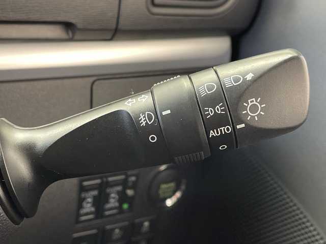 ダイハツ タント カスタム RS トップED SA Ⅲ 大阪府 2017(平29)年 4.5万km メテオライトグレーイリュージョナルP ECLIPSEナビ/CD/DVD/Bluetooth/フルセグTV/バックカメラ/両側パワースライドドア/シートヒーター/スマートアシストIII/衝突軽減ブレーキ/誤発信抑制制御機能/オートハイビーム/先行発進車お知らせ機能/コーナーセンサー/オートLEDヘッドライト/フォグランプ/ETC/純正フロアマット/純正15インチアルミホイール/スマートキー/スペアキー/プッシュスタート/ドアバイザー