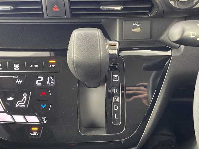 日産 デイズ ハイウェイスターG ターボ 愛知県 2019(令1)年 2万km ホワイトパール 禁煙車/ターボ/純正9インチナビ/（CD/DVD/Bluetooth/フルセグTV/AM/FM)/全方位カメラ/エマージェンシーブレーキ/セーフティシールドスイッチ/クリアランスソナー/オートマチックハイビーム/ドライブレコーダー/ETC/純正アルミホイール/スマートキー/スペアキー有/LEDヘッドライト/横滑り防止装置/純正フロアマット/アイドリングストップ