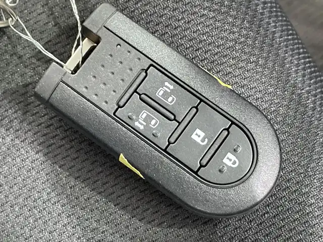スバル ジャスティ カスタムRS スマートアシスト 栃木県 2017(平29)年 1.1万km ブライトシルバーメタリック ターボ/純正メモリナビ/（CD/DVD/TV/Bluetooth/SD/USB）/全方位カメラ/後方コーナーセンサー/ETC/両側パワースライドドア/前席シートヒーター/禁煙車/オートライト/LEDヘッドライト/横滑り防止装置/Fフォグランプ/スマートキー/プッシュスタート/アイドリングストップ/純正15インチアルミホイール/純正フロアマット