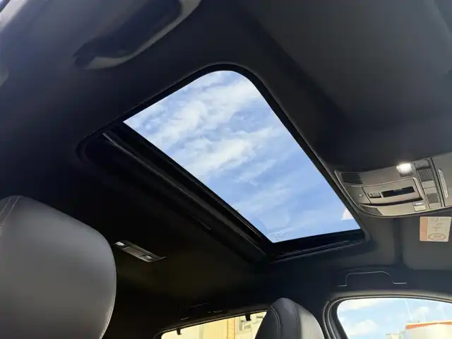 マツダ ＣＸ－８ 25S Lパッケージ 愛知県 2022(令4)年 2.6万km プラチナクォーツメタリック /禁煙車//ワンオーナー//サンルーフ//BOSEサウンド//メーカーナビ//フルセグ/USB/ACP/AA/BT//アラウンドビューモニター//前後ドライブレコーダー//ワイヤレス充電//黒革シート//前席パワーシート//運転席シートメモリー//前後シートヒーター//電動パーキングブレーキ//オートホールド//自動防眩ルームミラー//MTモード付AT//LEDオートライト//フォグランプ//オートハイビーム//オートワイパー//オートリトラウィンカーミラー//本革シート//本革巻きステアリング//ステアリングヒーター//パワーバックドア（ハンズフリー機能付き）//ルーフレール//スマートキー//スペアキー//プッシュスタート//ETC//SBS//MRCC//LAS//DAA//TSR//BSM//誤発進抑制機能//アドバンスドSCBS//RCTA//TCS//DSC//i-stop//パーキングセンサー//純正フロアマット//純正19AW//取扱説明書//ナビ取扱説明書//保証書//点検整備記録簿R4