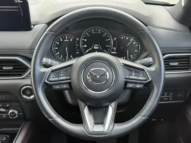 マツダ ＣＸ－８ 25S Lパッケージ 愛知県 2022(令4)年 2.6万km プラチナクォーツメタリック /禁煙車//ワンオーナー//サンルーフ//BOSEサウンド//メーカーナビ//フルセグ/USB/ACP/AA/BT//アラウンドビューモニター//前後ドライブレコーダー//ワイヤレス充電//黒革シート//前席パワーシート//運転席シートメモリー//前後シートヒーター//電動パーキングブレーキ//オートホールド//自動防眩ルームミラー//MTモード付AT//LEDオートライト//フォグランプ//オートハイビーム//オートワイパー//オートリトラウィンカーミラー//本革シート//本革巻きステアリング//ステアリングヒーター//パワーバックドア（ハンズフリー機能付き）//ルーフレール//スマートキー//スペアキー//プッシュスタート//ETC//SBS//MRCC//LAS//DAA//TSR//BSM//誤発進抑制機能//アドバンスドSCBS//RCTA//TCS//DSC//i-stop//パーキングセンサー//純正フロアマット//純正19AW//取扱説明書//ナビ取扱説明書//保証書//点検整備記録簿R4