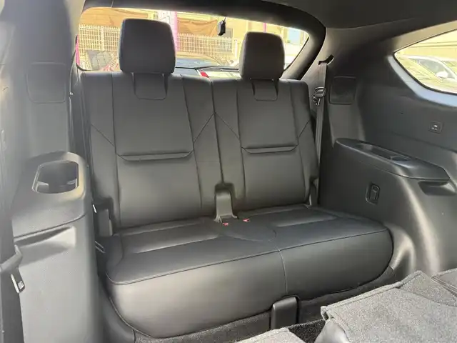 マツダ ＣＸ－８ 25S Lパッケージ 愛知県 2022(令4)年 2.6万km プラチナクォーツメタリック /禁煙車//ワンオーナー//サンルーフ//BOSEサウンド//メーカーナビ//フルセグ/USB/ACP/AA/BT//アラウンドビューモニター//前後ドライブレコーダー//ワイヤレス充電//黒革シート//前席パワーシート//運転席シートメモリー//前後シートヒーター//電動パーキングブレーキ//オートホールド//自動防眩ルームミラー//MTモード付AT//LEDオートライト//フォグランプ//オートハイビーム//オートワイパー//オートリトラウィンカーミラー//本革シート//本革巻きステアリング//ステアリングヒーター//パワーバックドア（ハンズフリー機能付き）//ルーフレール//スマートキー//スペアキー//プッシュスタート//ETC//SBS//MRCC//LAS//DAA//TSR//BSM//誤発進抑制機能//アドバンスドSCBS//RCTA//TCS//DSC//i-stop//パーキングセンサー//純正フロアマット//純正19AW//取扱説明書//ナビ取扱説明書//保証書//点検整備記録簿R4