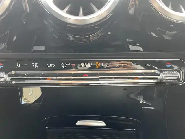 メルセデス・ベンツ ＣＬＡ２００ｄ Sブレーク AMGライン 栃木県 2020(令2)年 5.3万km マウンテングレー ムーンルーフ　/レーダーセーフティーＰＫＧ　/アンビエントライト　/シートヒーター（D/N)/パワーシート（D/N）　/アダプティブクルーズコントロール　/フルセグＴＶ　/Bluetooth/バックカメラ　/コーナーセンサー　/パワーバックドア　/ドラレコ　/ＥＴＣ２．０/LED