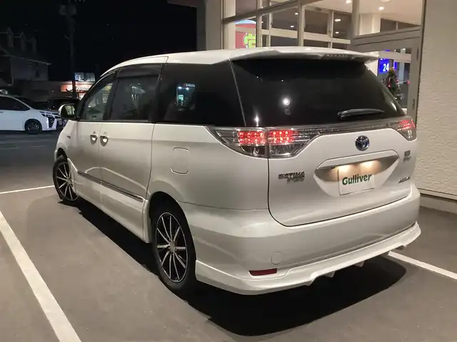 トヨタ エスティマ ハイブリッド アエラス 愛知県 2012(平24)年 14.3万km ホワイトパールクリスタルシャイン 純正ＳＤナビ　/フルセグ　/バックカメラ　/パワーバックドア　/両側パワースライドドア　/クルーズコントロール　/スマートキー　/ビルトインＥＴＣ　/ＡＣ１００Ｖ　/後席モニター　/ドライブレコーダー　/ＨＩＤヘッド