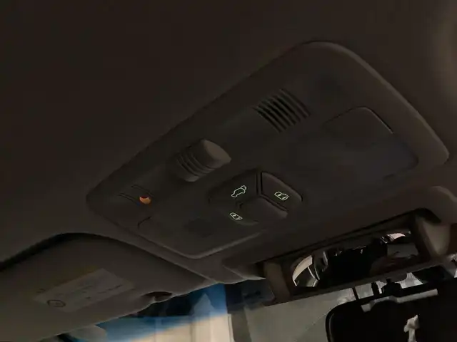 トヨタ エスティマ ハイブリッド アエラス 愛知県 2012(平24)年 14.3万km ホワイトパールクリスタルシャイン 純正ＳＤナビ　/フルセグ　/バックカメラ　/パワーバックドア　/両側パワースライドドア　/クルーズコントロール　/スマートキー　/ビルトインＥＴＣ　/ＡＣ１００Ｖ　/後席モニター　/ドライブレコーダー　/ＨＩＤヘッド