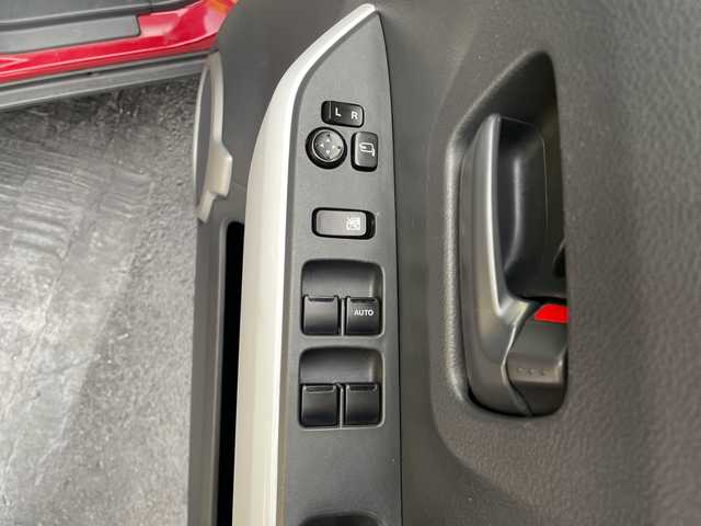 スズキ ハスラー G 長野県 2014(平26)年 7.5万km フェニックスレッドパール/ブルーイッシュブラックパール 【(株)IDOMが運営する【じしゃロン長野店】の自社ローン対象車両になります。こちらは現金ご利用時の価格です。自社ローンご希望の方は別途その旨お申付け下さい。/プッシュスタート　/アイドリングストップ/社外ＥＴＣ　社外ナビ　（ＤＶＤ、ＣＤ）　/運転席シートヒーター　/ヒルダウンアシスト　/社外ドラレコ前　/純正スチールホイール