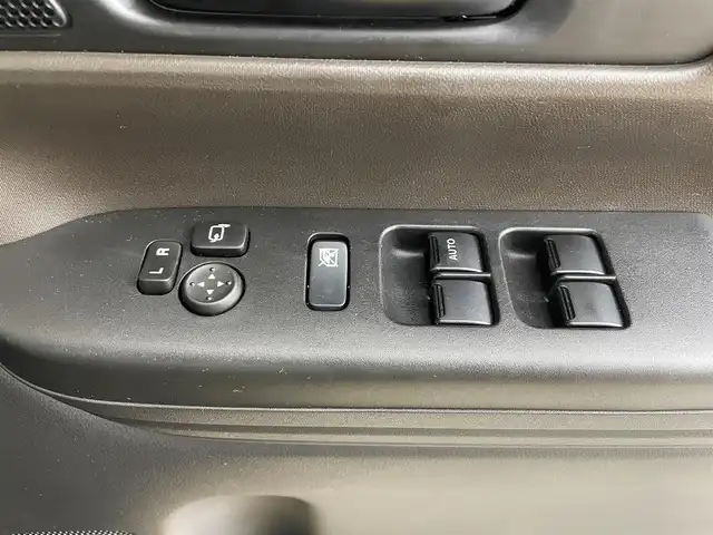 スズキ スペーシア HYBRID X 大分県 2024(令6)年 1万km 黄 純正ナビ/（フルセグ/Bluetooth/carplay)/衝突軽減ブレーキ/レーンアシスト/オートハイビーム/前席シートヒーター/前方ドライブレコーダー/両側パワースライドドア/全方位カメラ/ステアリングスイッチ/電動格納ミラー/オートライト