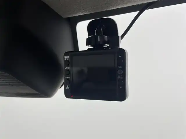 スズキ スペーシア HYBRID X 大分県 2024(令6)年 1万km 黄 純正ナビ/（フルセグ/Bluetooth/carplay)/衝突軽減ブレーキ/レーンアシスト/オートハイビーム/前席シートヒーター/前方ドライブレコーダー/両側パワースライドドア/全方位カメラ/ステアリングスイッチ/電動格納ミラー/オートライト