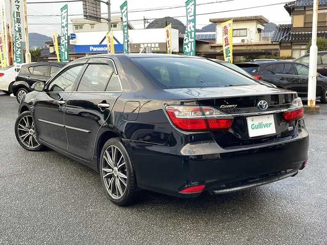 トヨタ カムリ ハイブリット レザーパッケージ 山口県 2014(平26)年 13.9万km アティチュードブラックマイカ 純正ナビ/DVD/BD/CD/SD/MSV/BT/USB/AUX/純正フルセグTV/バックカメラ/黒レザーシート/前席パワーシート/前席シートヒーター/純正HIDヘッドライト/純正フォグランプ/オートライト/社外18インチアルミホイール/革巻きステアリング/ステアリングスイッチ/クルーズコントロール/置くだけ充電/衝突被害軽減ブレーキ/横滑り防止/LKA/BSM/スマートキー/ビルトインETC/ドライブレコーダー/純正フロアマット/純正ドアバイザー/電動格納ウインカードアミラー