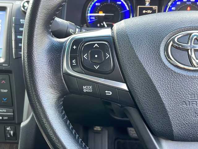 トヨタ カムリ ハイブリット レザーパッケージ 山口県 2014(平26)年 13.9万km アティチュードブラックマイカ 純正ナビ/DVD/BD/CD/SD/MSV/BT/USB/AUX/純正フルセグTV/バックカメラ/黒レザーシート/前席パワーシート/前席シートヒーター/純正HIDヘッドライト/純正フォグランプ/オートライト/社外18インチアルミホイール/革巻きステアリング/ステアリングスイッチ/クルーズコントロール/置くだけ充電/衝突被害軽減ブレーキ/横滑り防止/LKA/BSM/スマートキー/ビルトインETC/ドライブレコーダー/純正フロアマット/純正ドアバイザー/電動格納ウインカードアミラー