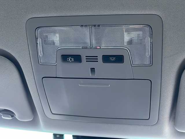 トヨタ カムリ ハイブリット レザーパッケージ 山口県 2014(平26)年 13.9万km アティチュードブラックマイカ 純正ナビ/DVD/BD/CD/SD/MSV/BT/USB/AUX/純正フルセグTV/バックカメラ/黒レザーシート/前席パワーシート/前席シートヒーター/純正HIDヘッドライト/純正フォグランプ/オートライト/社外18インチアルミホイール/革巻きステアリング/ステアリングスイッチ/クルーズコントロール/置くだけ充電/衝突被害軽減ブレーキ/横滑り防止/LKA/BSM/スマートキー/ビルトインETC/ドライブレコーダー/純正フロアマット/純正ドアバイザー/電動格納ウインカードアミラー