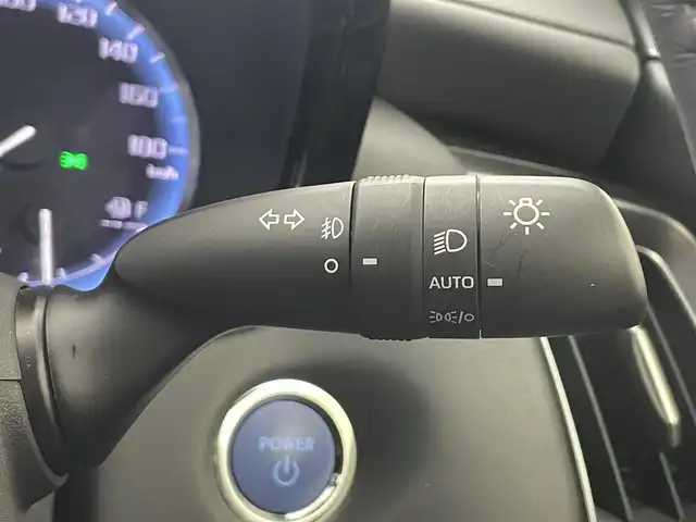 トヨタ クラウン ハイブリッド RS アドバンス 埼玉県 2021(令3)年 2.1万km シルバーM 純正１０．５型ナビ　温冷シート　Ｂカメラ　ＢＳＭ　ＨＵＤ　ＬＥＤヘッドライト　ビルトインＥＴＣ　ドライブレコーダー　パワーシート　フルセグ　ＢＴ　ＵＳＢ　ＭＴモード付ＡＴ　追従走行 衝突被害軽減 ステアリングヒーター　オートハイビーム　レーンキープ　コーナーセンサー　純正フロアマット　スマートキー　プッシュスタート　アイドリングストップ　