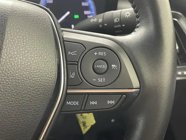 トヨタ クラウン ハイブリッド RS アドバンス 埼玉県 2021(令3)年 2.1万km シルバーM 純正１０．５型ナビ　温冷シート　Ｂカメラ　ＢＳＭ　ＨＵＤ　ＬＥＤヘッドライト　ビルトインＥＴＣ　ドライブレコーダー　パワーシート　フルセグ　ＢＴ　ＵＳＢ　ＭＴモード付ＡＴ　追従走行 衝突被害軽減 ステアリングヒーター　オートハイビーム　レーンキープ　コーナーセンサー　純正フロアマット　スマートキー　プッシュスタート　アイドリングストップ　