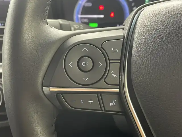 トヨタ クラウン ハイブリッド RS アドバンス 埼玉県 2021(令3)年 2.1万km シルバーM 純正１０．５型ナビ　温冷シート　Ｂカメラ　ＢＳＭ　ＨＵＤ　ＬＥＤヘッドライト　ビルトインＥＴＣ　ドライブレコーダー　パワーシート　フルセグ　ＢＴ　ＵＳＢ　ＭＴモード付ＡＴ　追従走行 衝突被害軽減 ステアリングヒーター　オートハイビーム　レーンキープ　コーナーセンサー　純正フロアマット　スマートキー　プッシュスタート　アイドリングストップ　