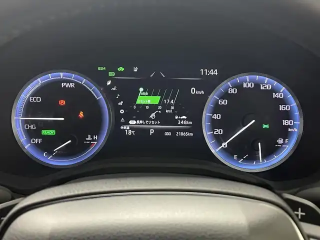 トヨタ クラウン ハイブリッド RS アドバンス 埼玉県 2021(令3)年 2.1万km シルバーM 純正１０．５型ナビ　温冷シート　Ｂカメラ　ＢＳＭ　ＨＵＤ　ＬＥＤヘッドライト　ビルトインＥＴＣ　ドライブレコーダー　パワーシート　フルセグ　ＢＴ　ＵＳＢ　ＭＴモード付ＡＴ　追従走行 衝突被害軽減 ステアリングヒーター　オートハイビーム　レーンキープ　コーナーセンサー　純正フロアマット　スマートキー　プッシュスタート　アイドリングストップ　