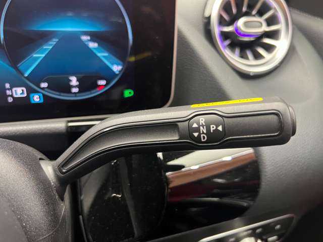 メルセデス・ベンツ Ｂ２００ｄ AMGライン 千葉県 2019(令1)年 2万km モハーベシルバー ＡＭＧレザーエクスクルーシブＰＫＧ　/パノラマＳＲ　/赤黒革シート　/ＡＣＣ　/ナビ　/ＴＶ　/Ｂｌｕｅｔｏｏｔｈ接続　/３６０°電動シート　/シートＨ　/電動リアゲート　/アンビエントライト　/衝突軽減Ｂ　/ＢＳＭ　/ＬＫＡ