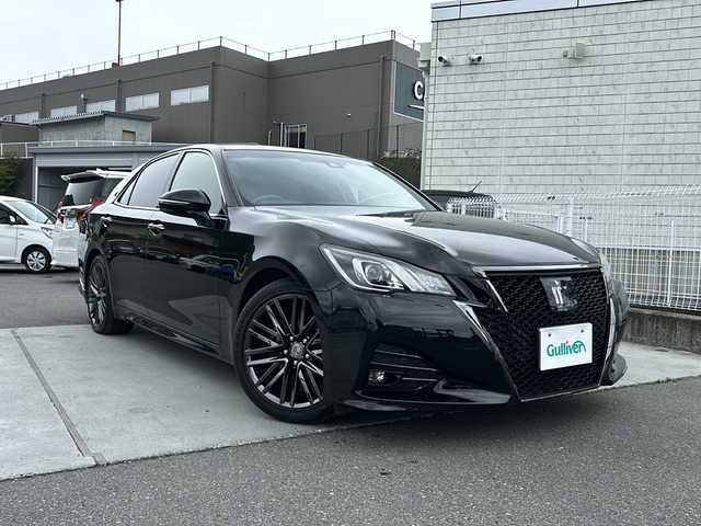 トヨタ クラウン アスリート S-TJ-フロンティアLTD 山梨県 2018(平30)年 6万km ブラック 純正8インチナビ/バックカメラ/衝突被害軽減システム/車線逸脱警報/追従式クルーズコントロール/ハーフレザーシート/前席パワーシート/前席シートヒーター/横滑り防止装置/純正ビルトインETC2.0/アイドリングストップ/LEDヘッドライト/オートライト/オートハイビーム/純正18インチAW/パドルシフト/プッシュスタート/スマートキー/フロアマット/スペアキー/取扱説明書/保証書