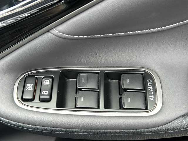 トヨタ クラウン アスリート S-TJ-フロンティアLTD 山梨県 2018(平30)年 6万km ブラック 純正8インチナビ/バックカメラ/衝突被害軽減システム/車線逸脱警報/追従式クルーズコントロール/ハーフレザーシート/前席パワーシート/前席シートヒーター/横滑り防止装置/純正ビルトインETC2.0/アイドリングストップ/LEDヘッドライト/オートライト/オートハイビーム/純正18インチAW/パドルシフト/プッシュスタート/スマートキー/フロアマット/スペアキー/取扱説明書/保証書