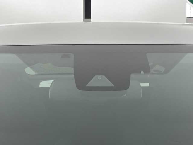 トヨタ プリウス A ツーリングセレクション 新潟県 2017(平29)年 3万km シルバーM 4WD/スマートキー/スペアキー1本/メモリナビ　型式NSZT-W66T/フルセグ/バックカメラ/レザーシート/シートヒーター　D席/N席/コーナーセンサー前後/トヨタセーフティセンス/純正アルミ17インチ