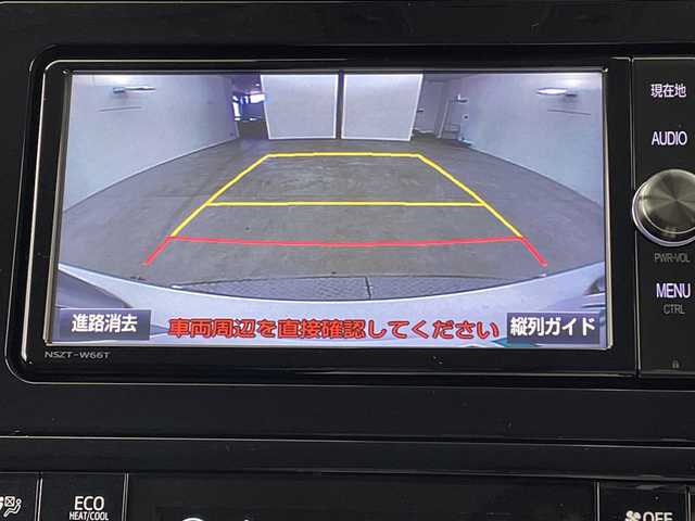 トヨタ プリウス A ツーリングセレクション 新潟県 2017(平29)年 3万km シルバーM 4WD/スマートキー/スペアキー1本/メモリナビ　型式NSZT-W66T/フルセグ/バックカメラ/レザーシート/シートヒーター　D席/N席/コーナーセンサー前後/トヨタセーフティセンス/純正アルミ17インチ