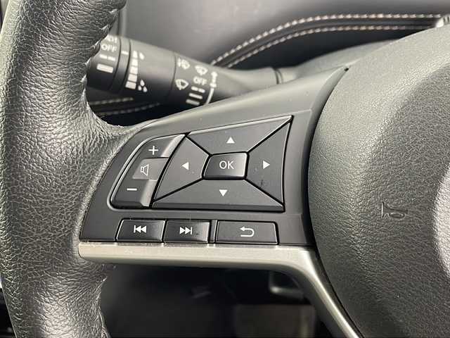 日産 セレナ e－パワー ハイウェイスター V 埼玉県 2018(平30)年 7.6万km ブリリアントホワイトパール 2トーン 純正９インチナビ　/アラウンドビューモニター　/純正フリップダウンモニター　/プロパイロット　/デジタルインナーミラー　　/パーキングサポート　/防水シート　/フルセグＴＶ　/ハンドルヒーター　/Ｂｌｕｅｔｏｏｔｈ